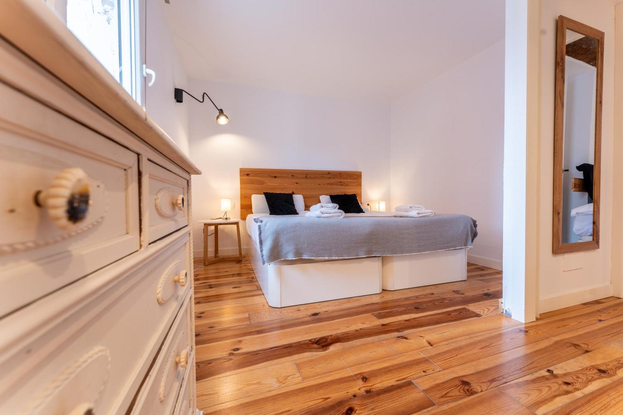 Warm And Inviting, Central Location By Urbanhosting Santander Exterior photo