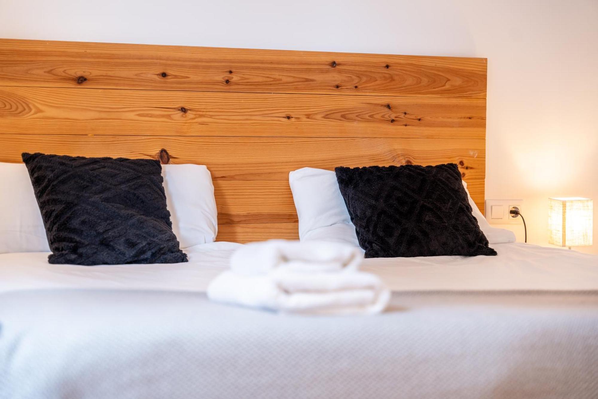 Warm And Inviting, Central Location By Urbanhosting Santander Exterior photo